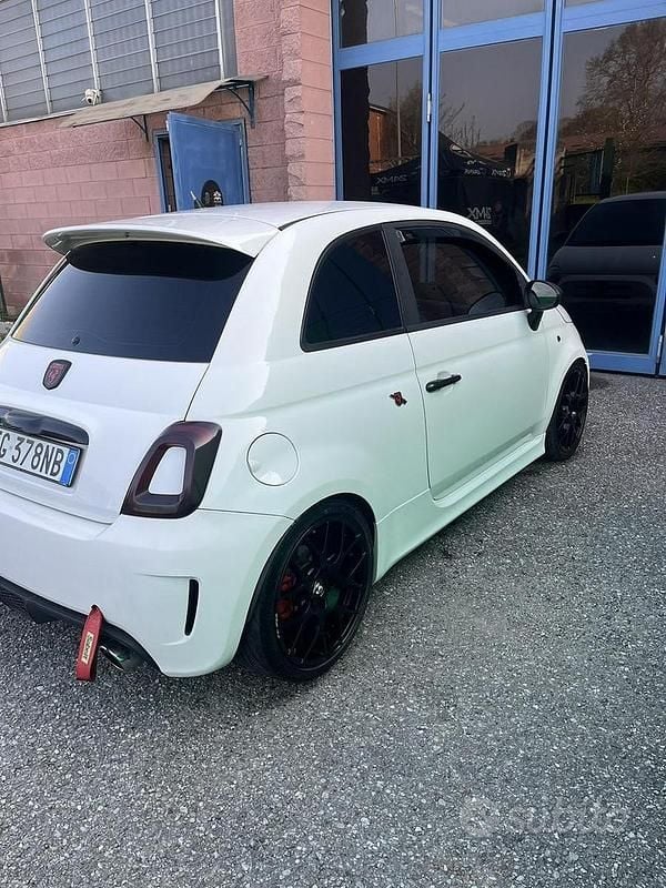 Usata Abarth 500 135 CV (99 kW) 2011 Berlina