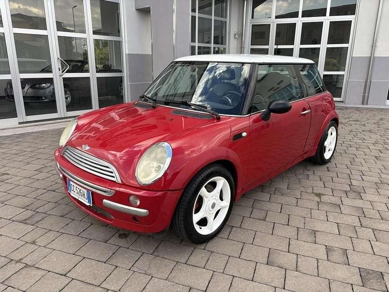 Rosso Usata 2002 Mini Cooper Due volumi | 2900 € (Buon prezzo) - Immagine 1/4