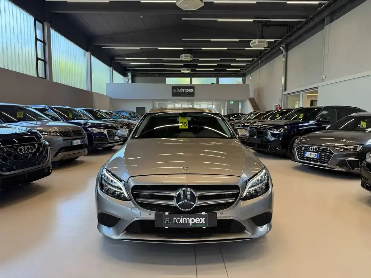 Usata Mercedes C220 194 CV (142 kW) 2018 Argento mojave Station wagon