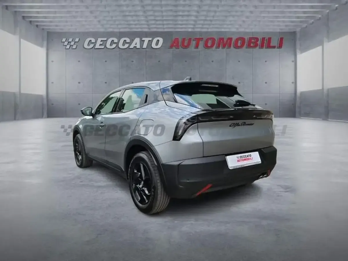 Usata Alfa Romeo GT Junior 145 CV (106 kW) 2025 Grigio SUV