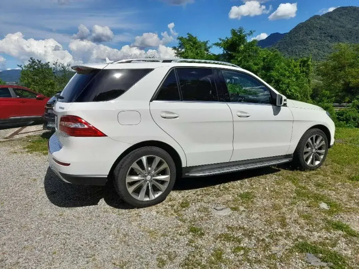 Usata Mercedes ML250 204 CV (150 kW) 2015 Bianco SUV