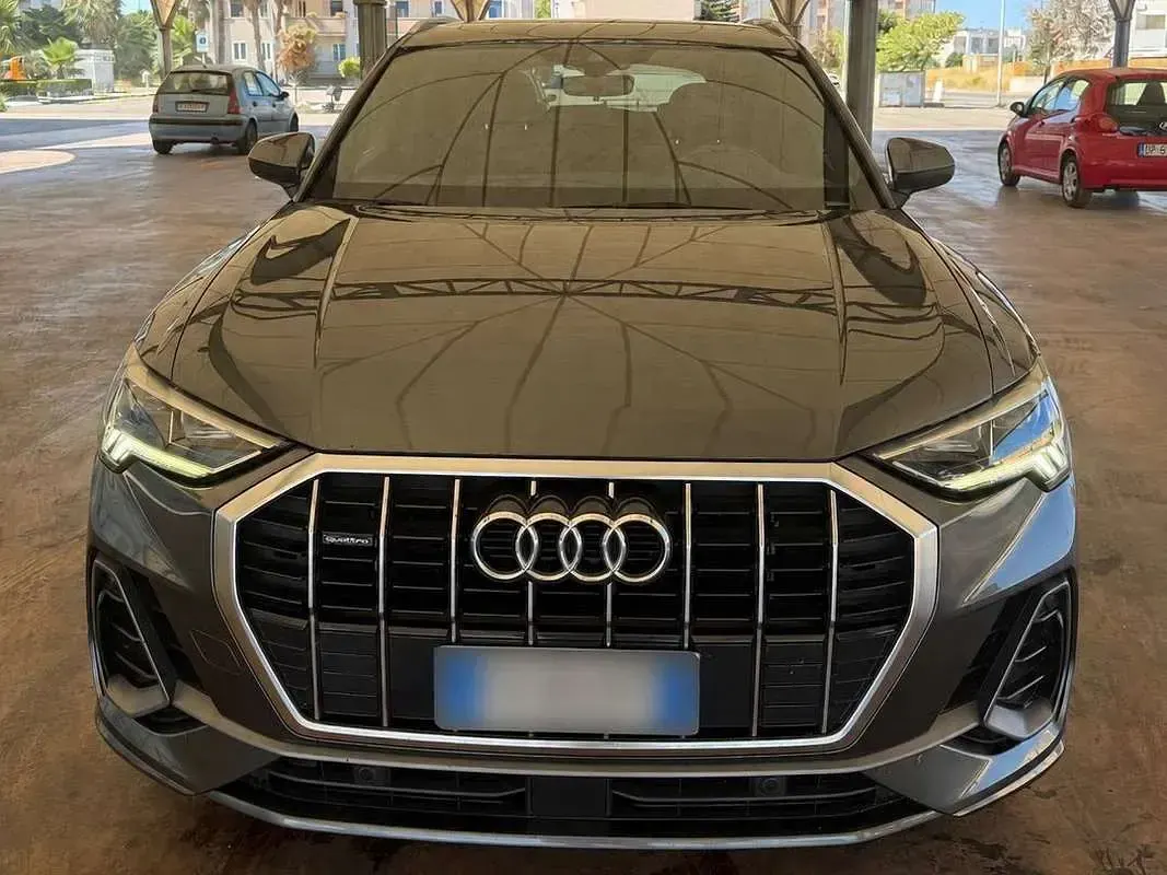 Usata Audi Q3 S-Line 190 CV (139 kW) 2019 Grigio SUV