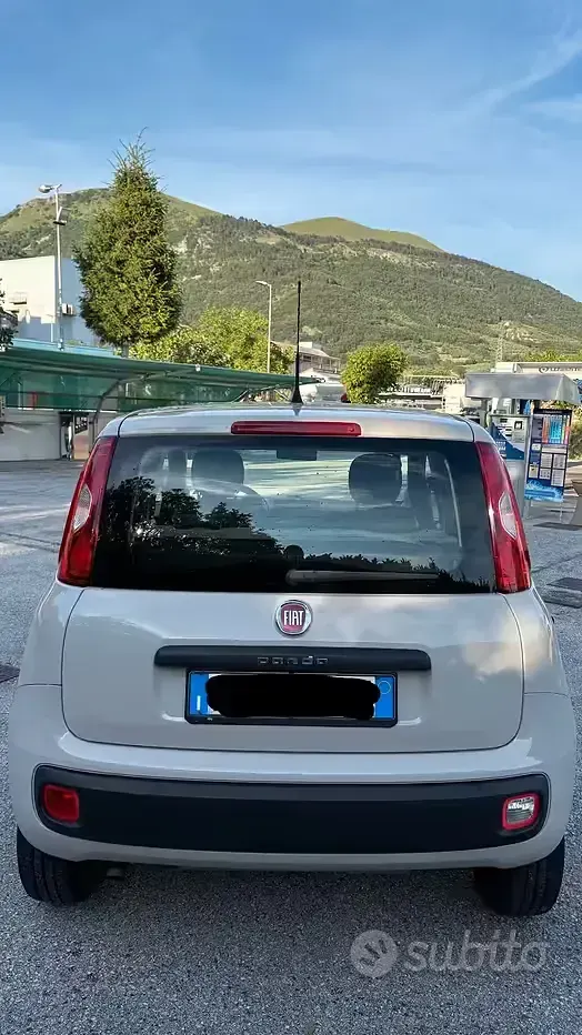 Usata Fiat Panda 85 CV (62 kW) 2015 Utilitaria