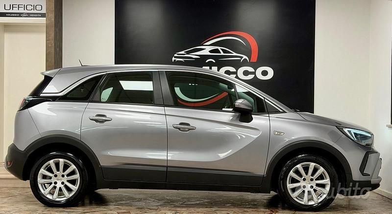 Usata Opel Crossland Elegance 82 CV (60 kW) 2021 Grigio SUV