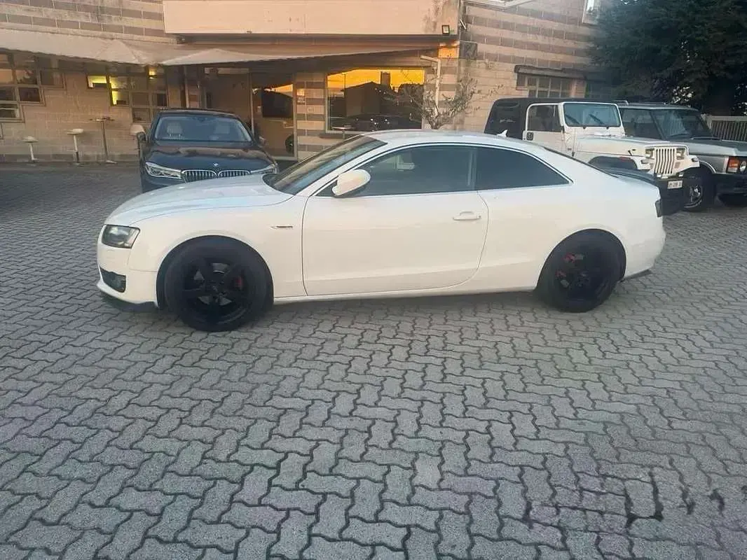 Usata Audi A5 179 CV (131 kW) 2010 Coupé