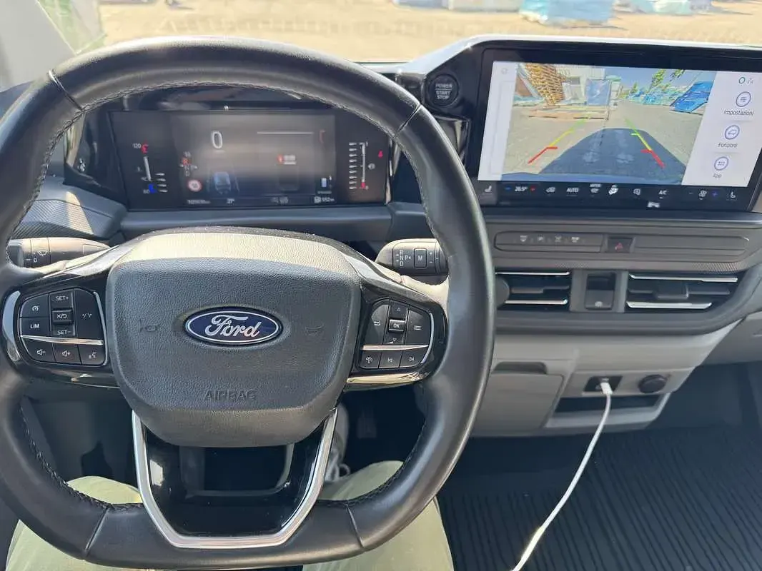Usata Ford Transit Custom Titanium 136 CV (100 kW) 2024 Grigio Furgone