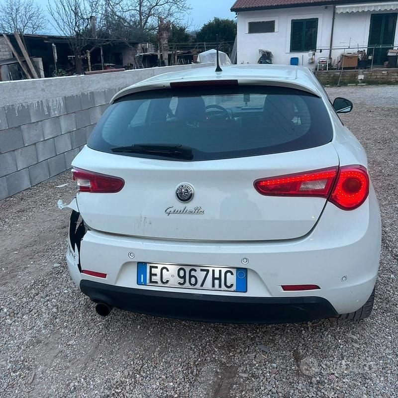 Usata Alfa Romeo Giulietta 120 CV (88 kW) 2010 Utilitaria