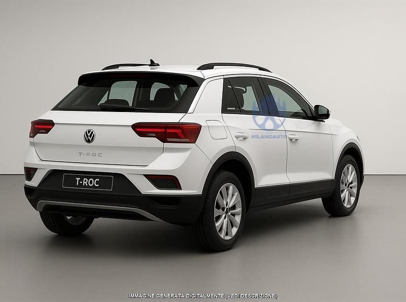 Usata VW T-Roc Move 110 CV (80 kW) 2024 Bianco SUV