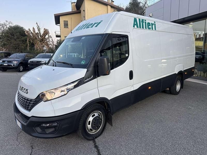 Usata Iveco Daily 156 CV (114 kW) 2021 Bianco Furgone
