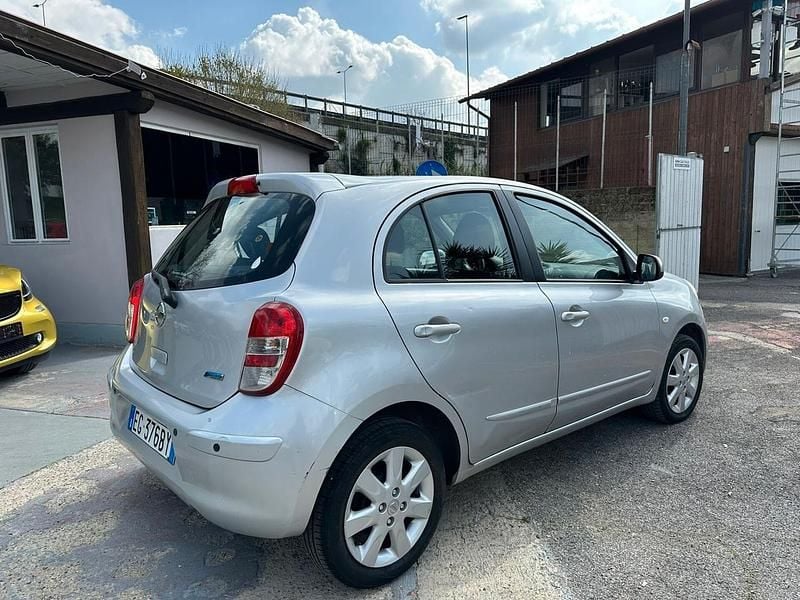 Usata Nissan Micra Comfort 80 CV (58 kW) 2011 Argento Utilitaria