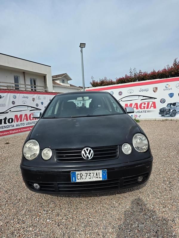 Usata VW Polo Comfortline 74 CV (54 kW) 2004 Nero Utilitaria