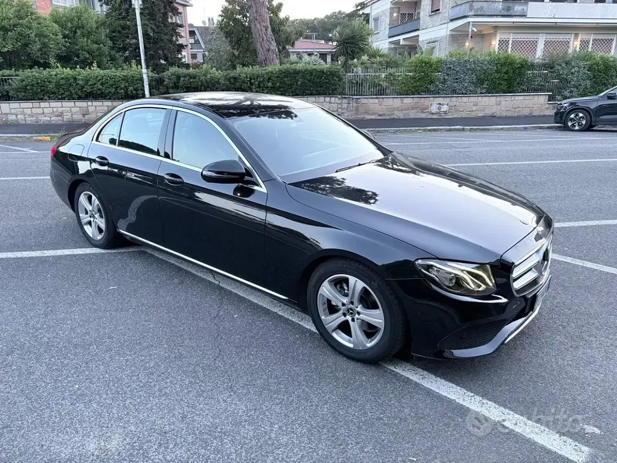 Usata Mercedes E200 184 CV (135 kW) 2018 Nero Berlina