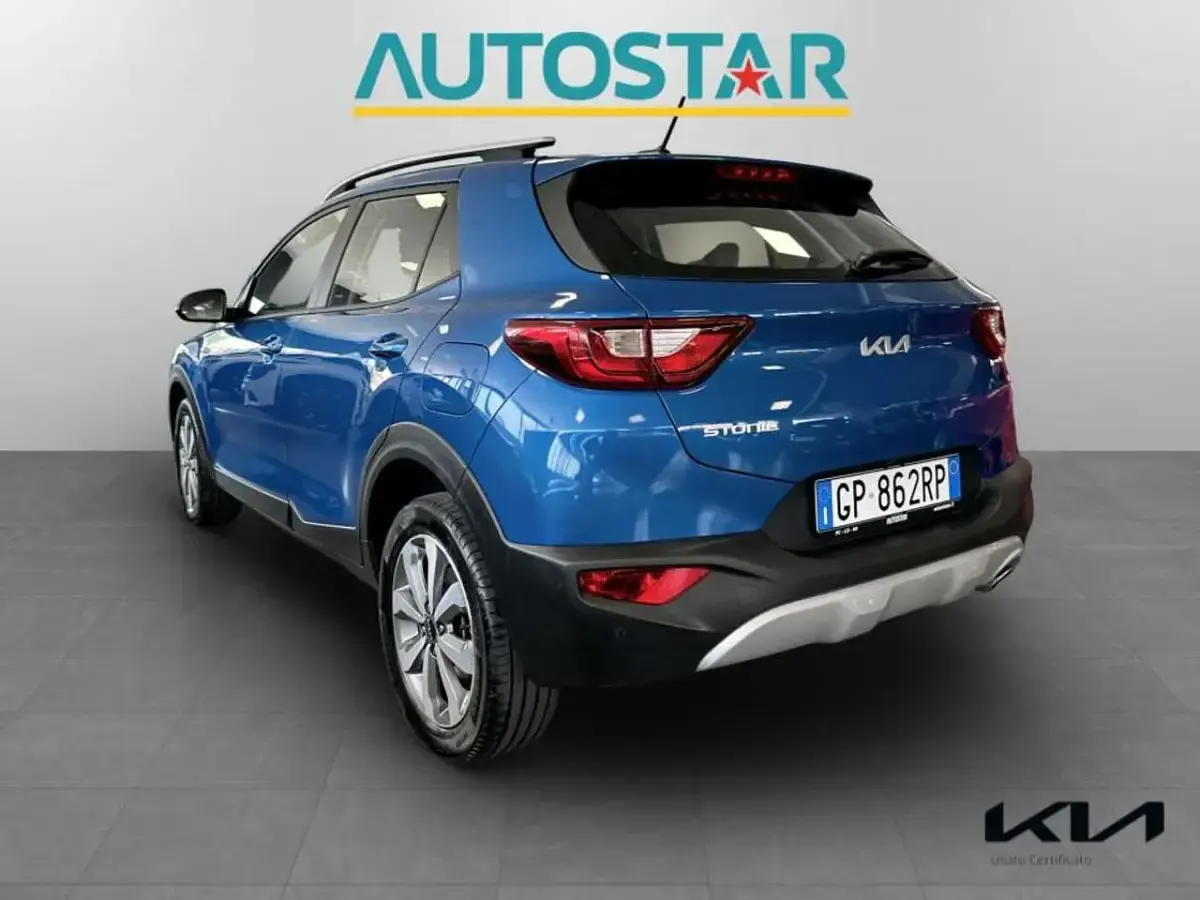 Usata Kia Stonic Urban 84 CV (61 kW) 2022 Smoke blue SUV