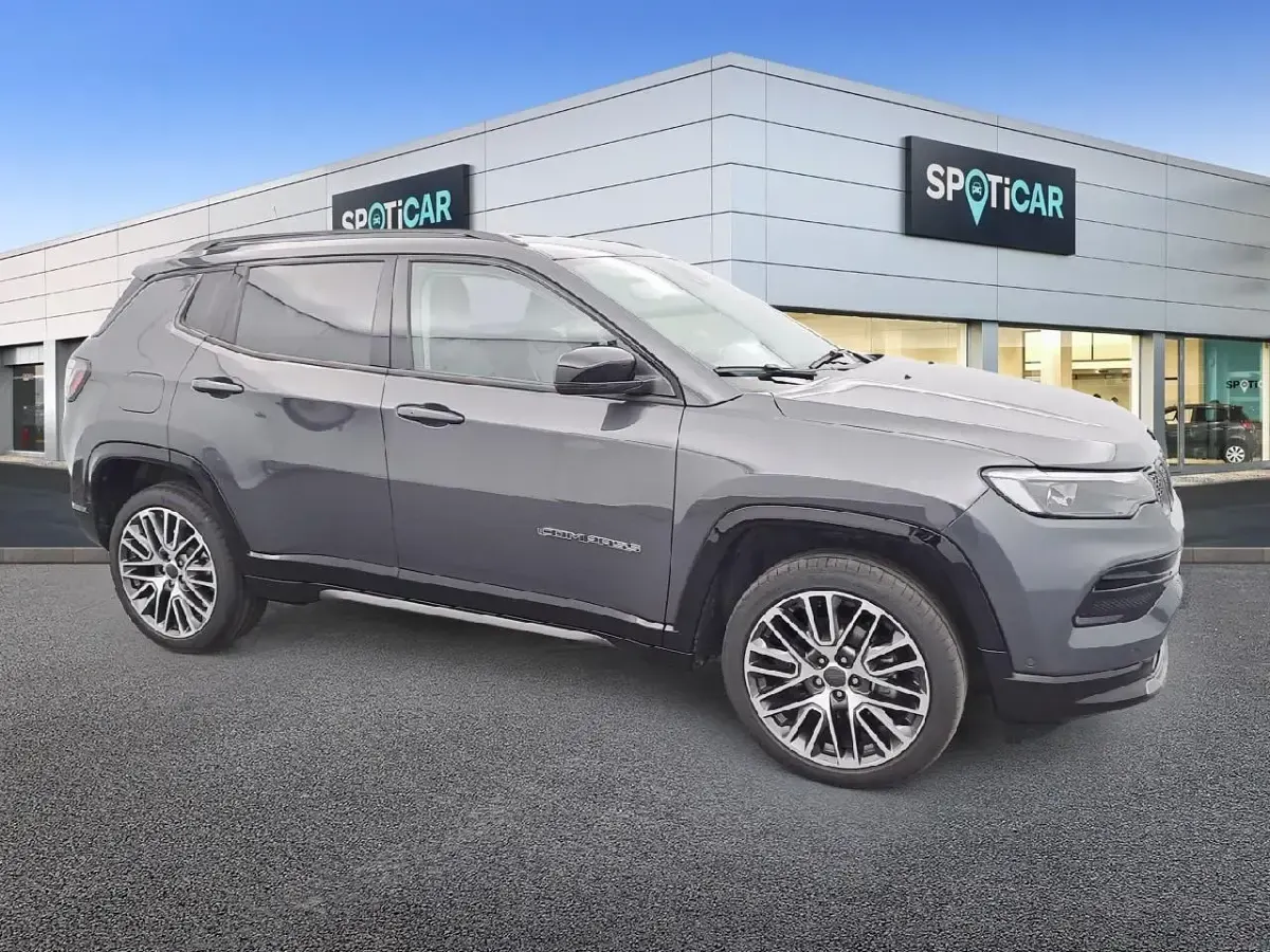 Usata Jeep Compass Altitude 131 CV (96 kW) 2025 Grigio SUV
