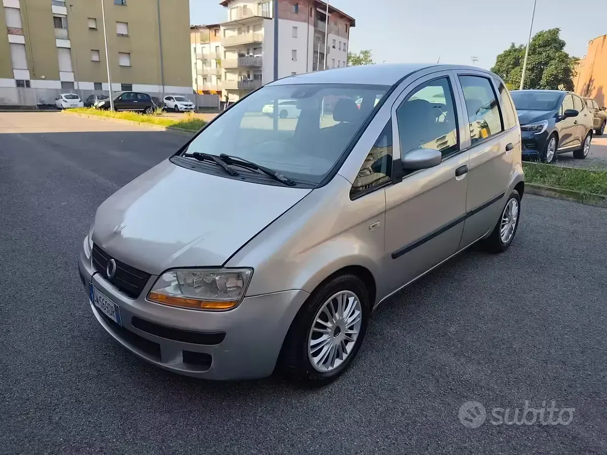 Usata Fiat Idea 69 CV (50 kW) 2005 Monovolume