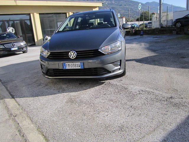 Usata VW Golf Sportsvan 89 CV (65 kW) 2018 Grigio Monovolume