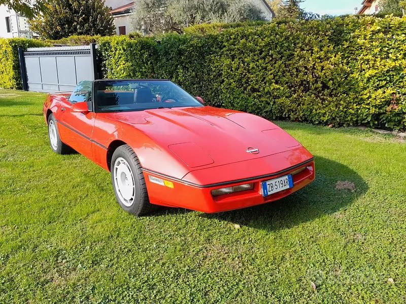Usata Chevrolet Corvette C4 1987 Rosso Cabrio