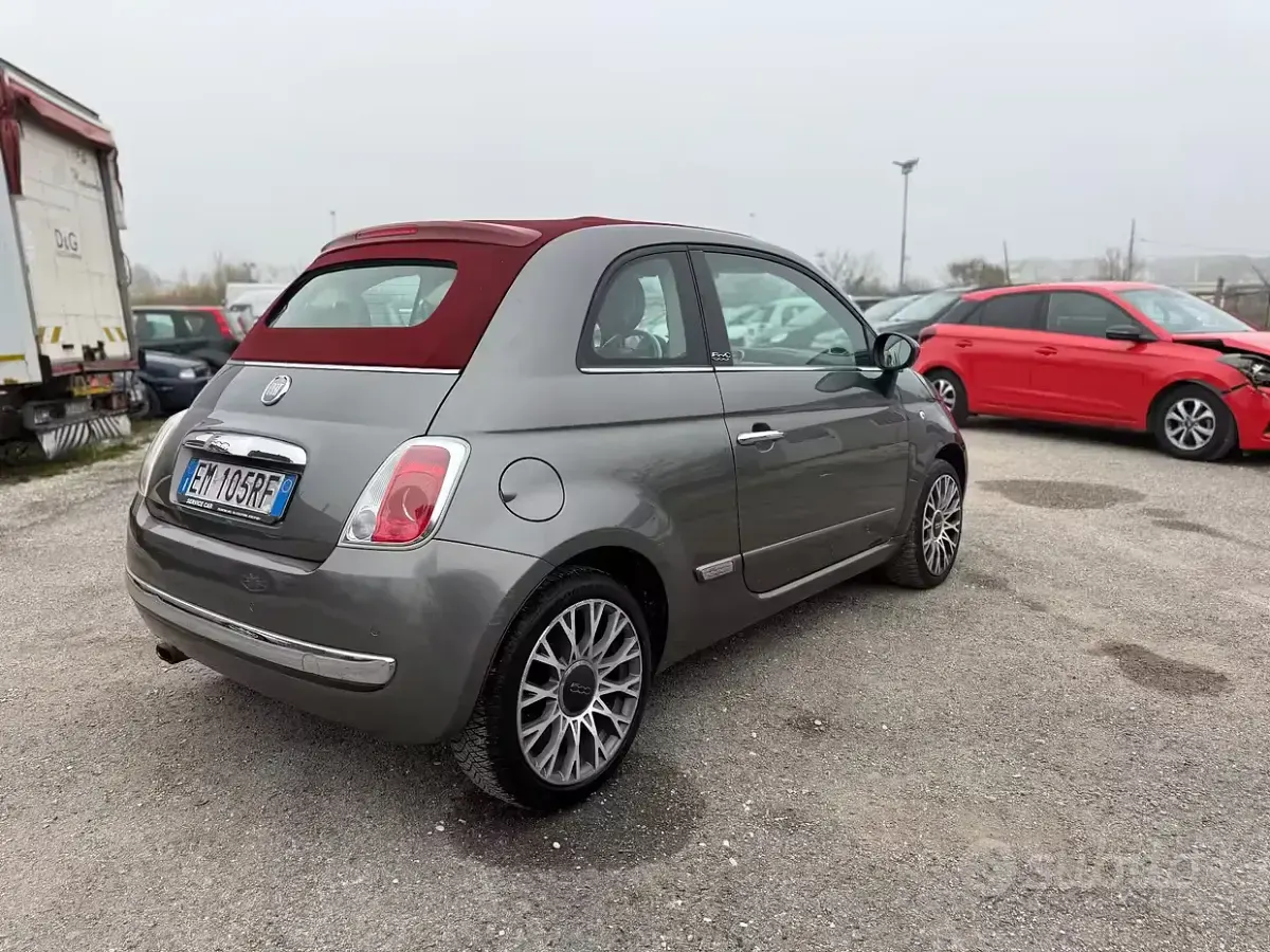 Usado Fiat 500C Lounge 69 CV (50 kW) 2012 Gris Descapotable