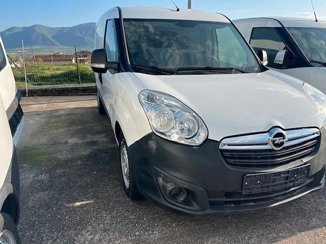 Occasion Opel Combo 95 ch (69 kW) 2017 Blanc Monospace