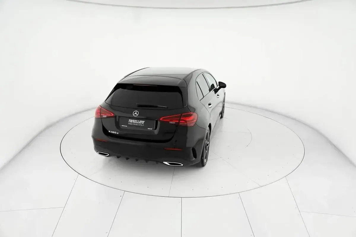 Usata Mercedes A180 Advanced Plus 116 CV (85 kW) 2024 Nero Berlina