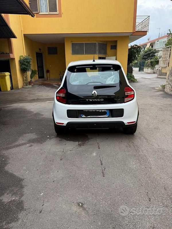 Usata Renault Twingo 90 CV (66 kW) 2016 Bianco Utilitaria