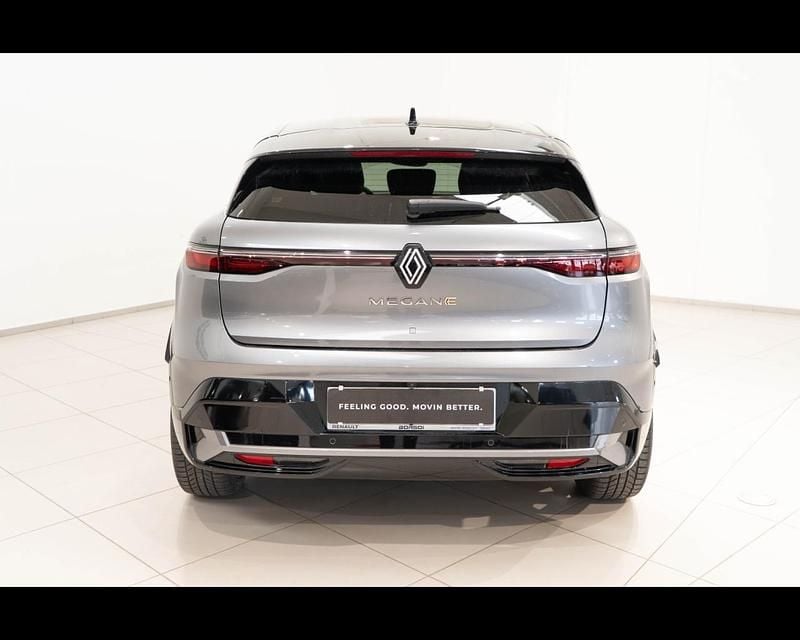 Usata Renault Mégane 55 kW (75 CV) 2023 Bic grigio medio tetto argento SUV