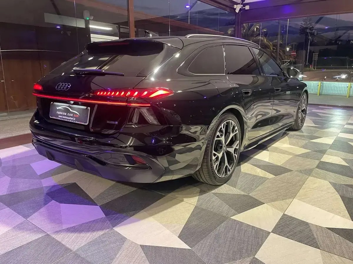 Usata Audi A6 S-Line 204 CV (150 kW) 2025 Nero mito metallizzato Station wagon