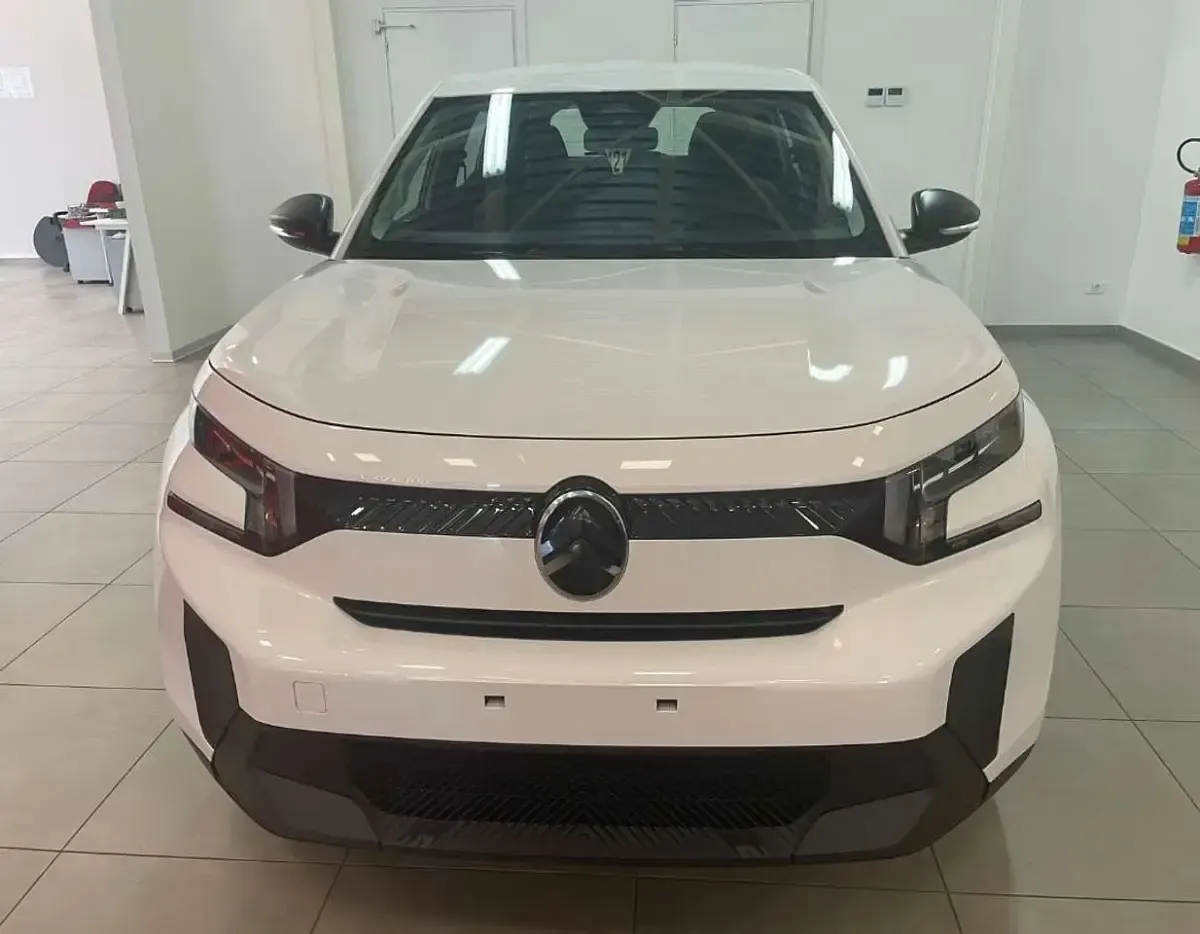 Nuova Citroën C3 Aircross PureTech 101 CV (74 kW) 2026 Polar white  pastello SUV
