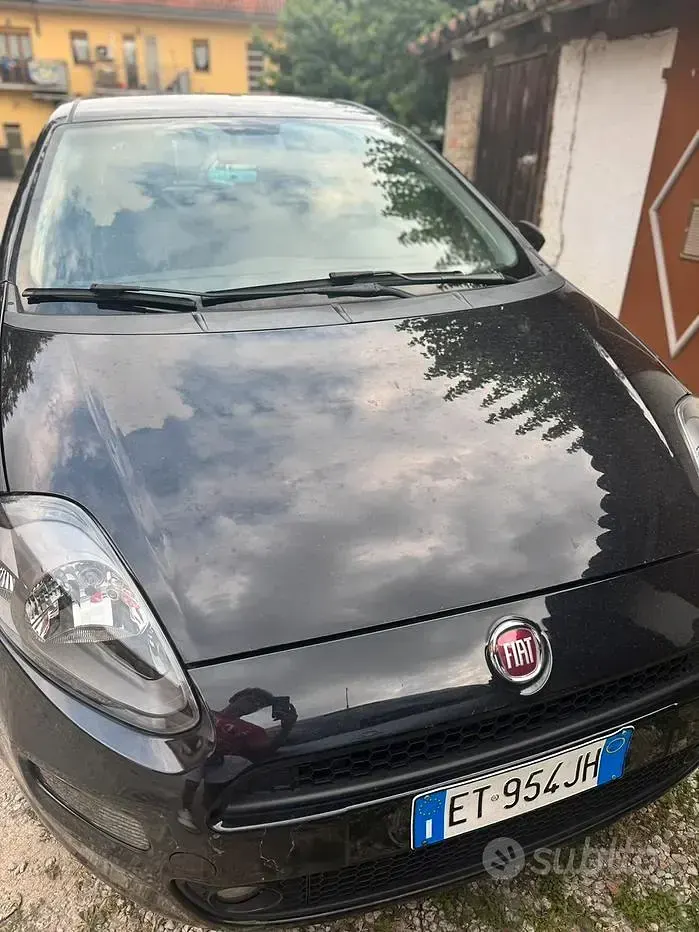 Usata Fiat Punto 84 CV (61 kW) 2014 Nero Utilitaria