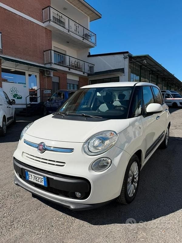 Usata Fiat 500L 300 CV (220 kW) 2015 Bianco Monovolume