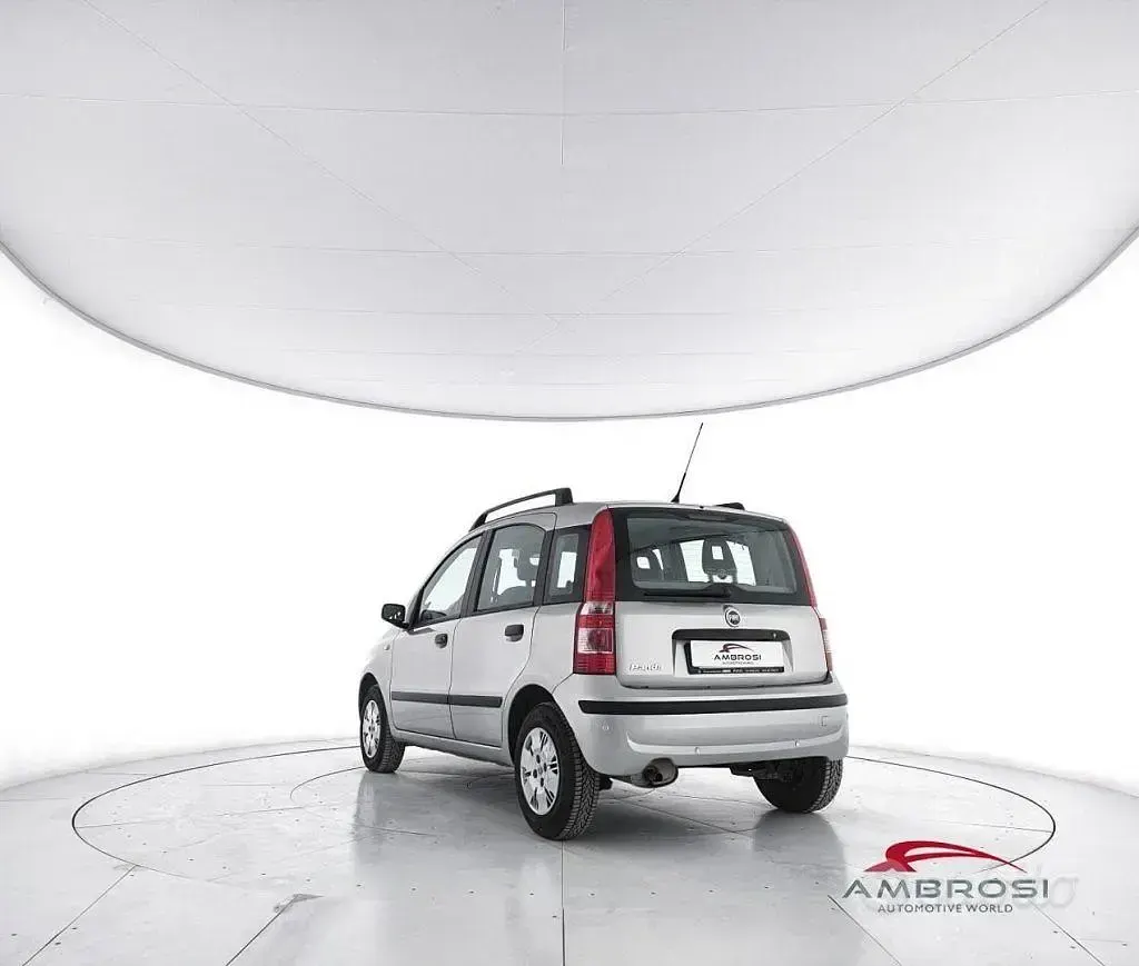 Usata Fiat Panda Dynamic 60 CV (44 kW) 2004 Grigio Utilitaria