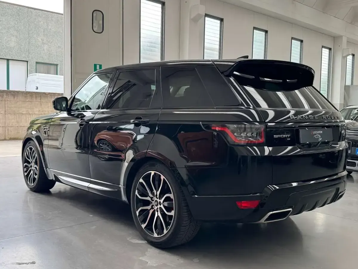 Usata Land Rover Range Rover Sport HSE Dynamic 249 CV (183 kW) 2021 Nero SUV