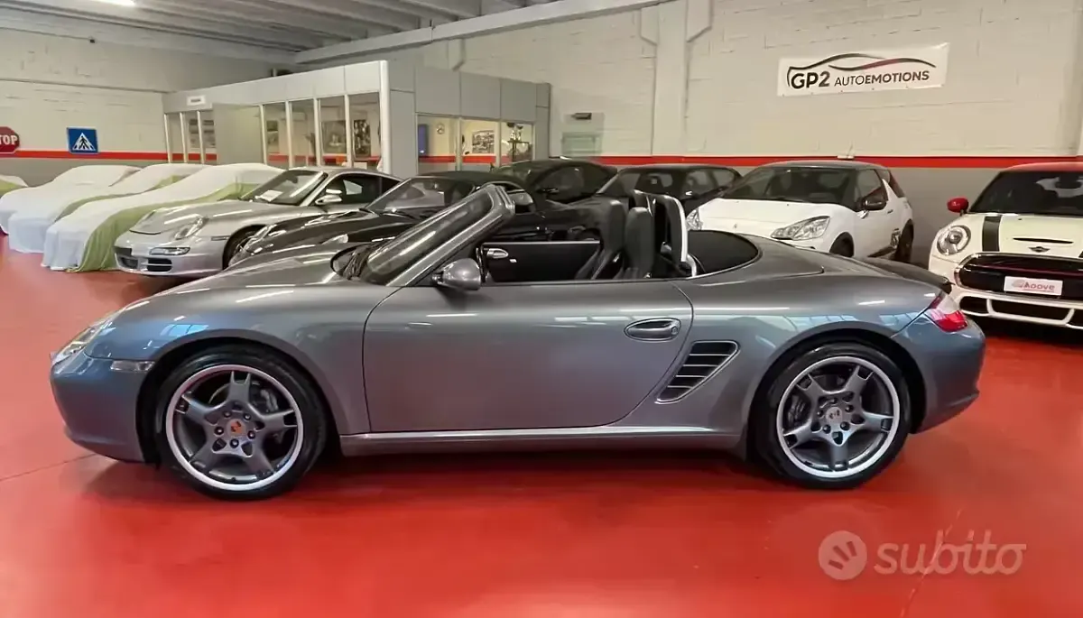 Usata Porsche Boxster 239 CV (175 kW) 2005 Grigio Cabrio
