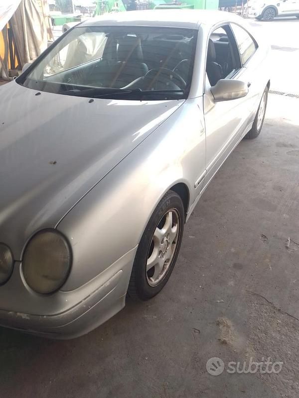 Usata Mercedes CLK230 Elegance 193 CV (141 kW) 2000 Coupé