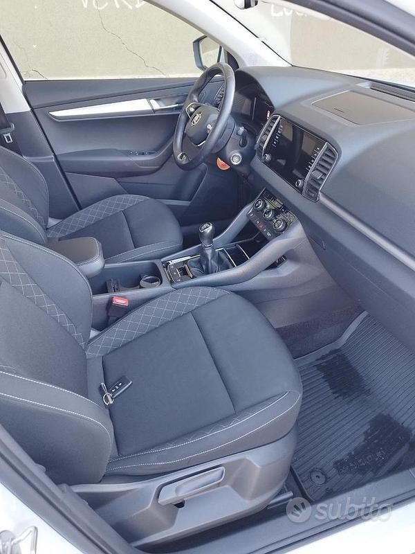 Usata Skoda Karoq 115 CV (84 kW) 2023 Bianco SUV
