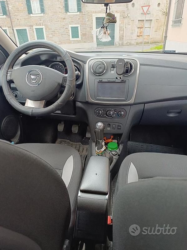 Usata Dacia Sandero Stepway 2016 Bianco SUV