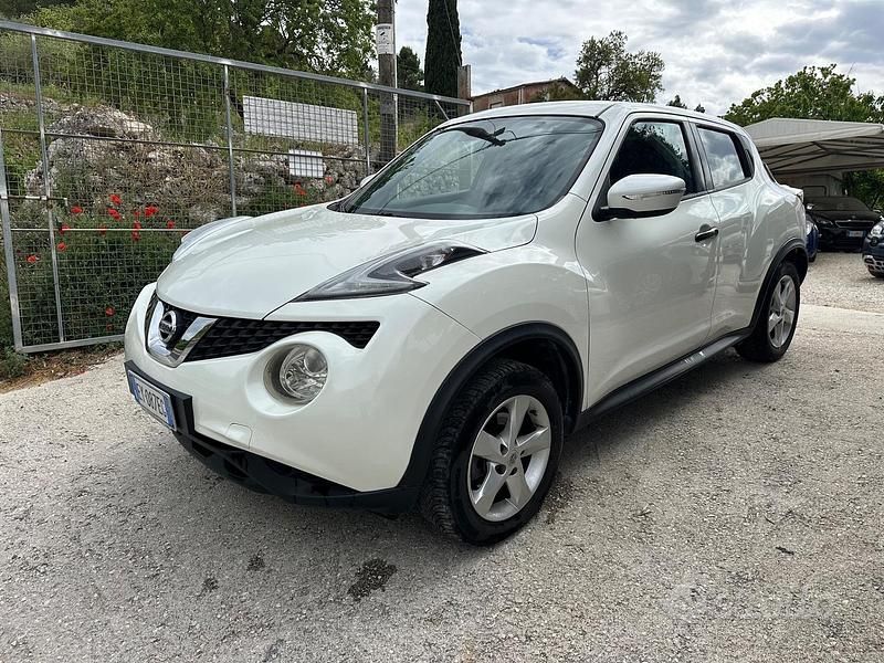 Usata Nissan Juke 110 CV (80 kW) 2015 Bianco SUV