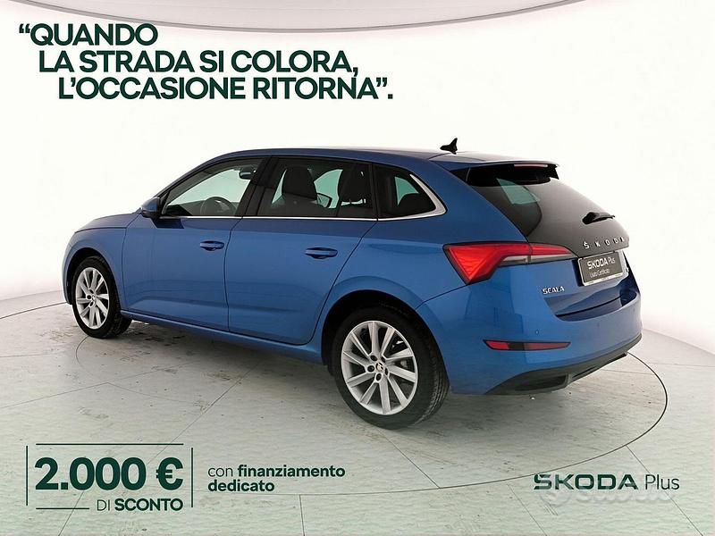 Usado Skoda Scala Style 90 CV (66 kW) 2021 Azul Utilitario