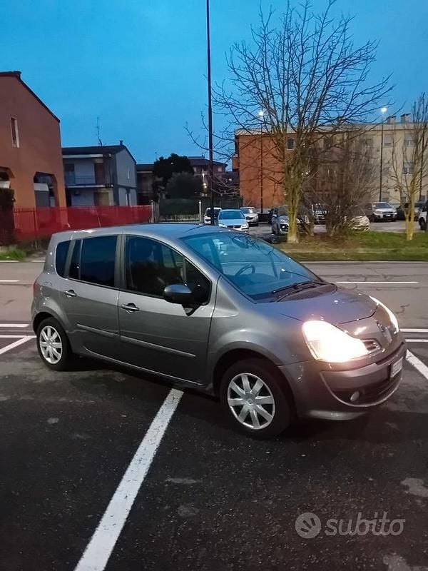 Usata Renault Grand Modus 2011 Grigio Monovolume