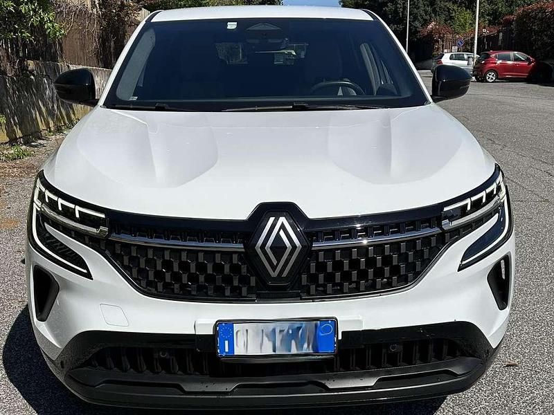 Usata Renault Austral Techno 200 CV (147 kW) 2023 Bianco SUV
