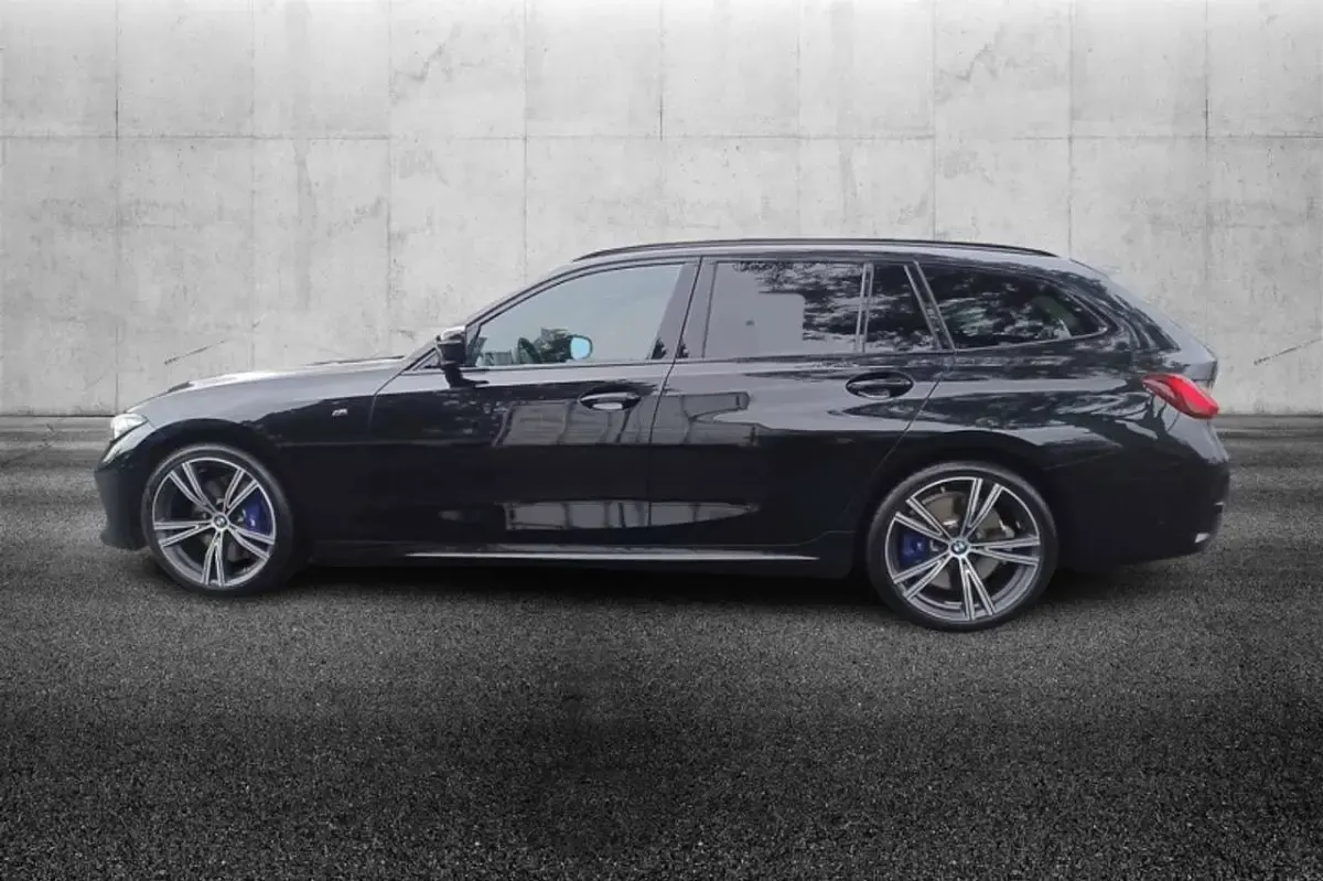 Usata BMW 330 M Sport 286 CV (210 kW) 2024 Nero Station wagon
