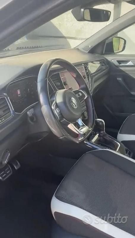 Usata VW T-Roc 2019 Grigio SUV