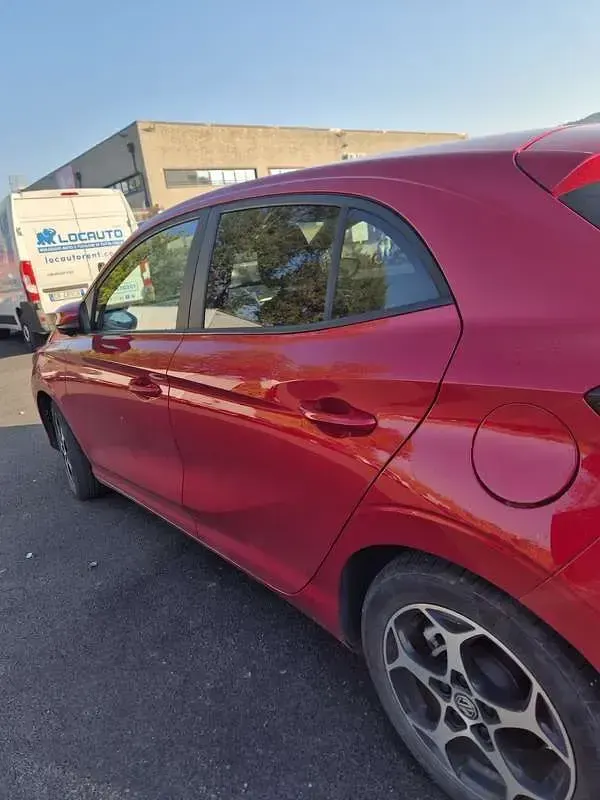Usata MG MG3 Luxury 102 CV (75 kW) 2024 Utilitaria