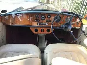 Käytetty Rolls Royce Silver Cloud 200 HP (147 kW) 1965 Punainen Coupe - kaksiovinen