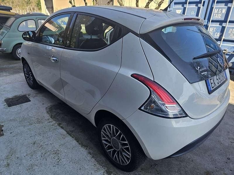 Usata Lancia Ypsilon Platinum 95 CV (69 kW) 2011 Utilitaria