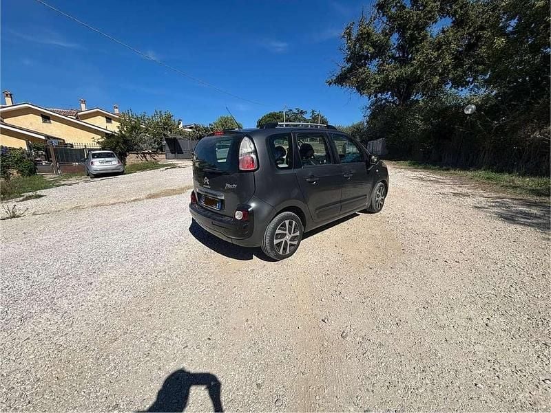 Grigio Usata 2015 Citroën C3 Picasso Exclusive Monovolume | 5800 € (Ottimo prezzo) - Immagine 1/3