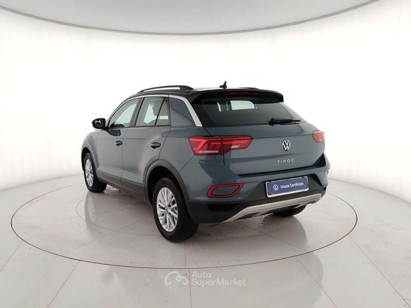 Usata VW T-Roc Life 150 CV (110 kW) 2025 Grigio metallizzato SUV