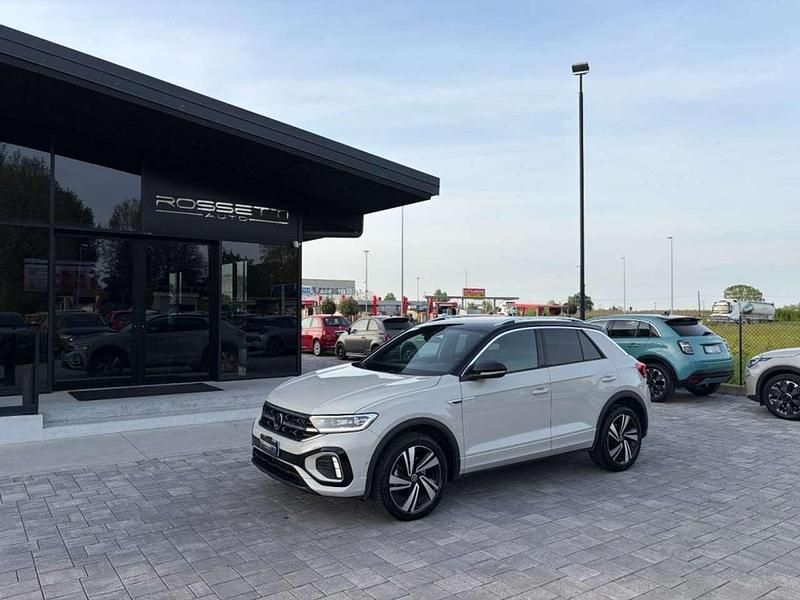 Usata VW T-Roc R-line 150 CV (110 kW) 2023 Beige SUV