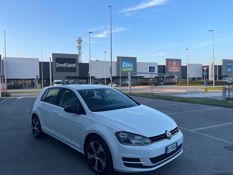 Usata VW Golf VII Business 110 CV (80 kW) 2015 Bianco Berlina