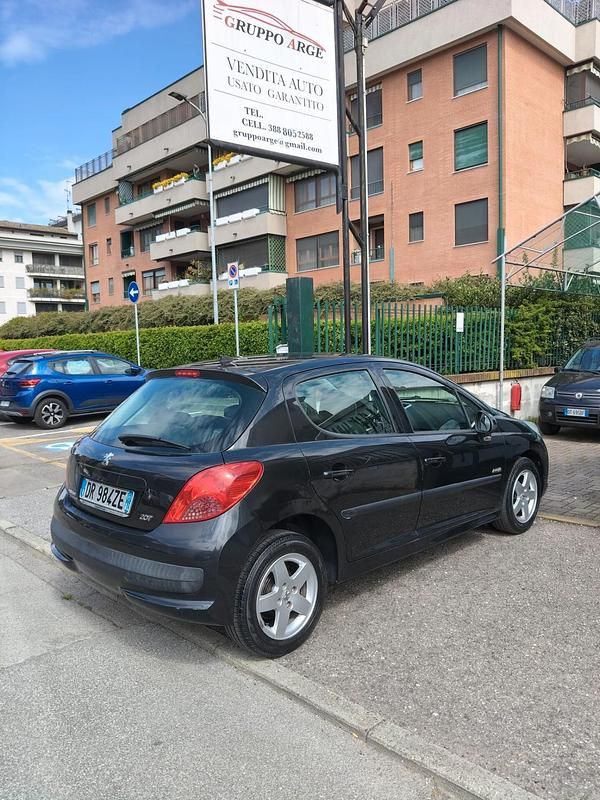Usata Peugeot 207 95 CV (69 kW) 2008 Nero Berlina
